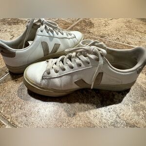 Women’s Veja Sneakers Size 8